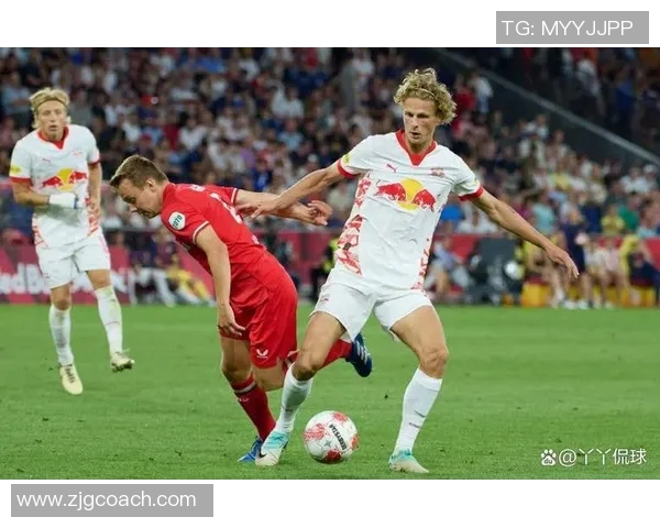 莱比红牛与摩纳哥激战正酣谁能在欧冠赛场上笑到最后