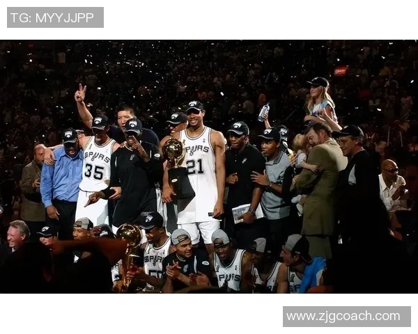 2014年2015年热火与马刺巅峰对决回顾篮球历史上的经典对抗之战