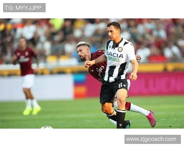 乌迪内与贝内文激战正酣谁将赢得这场意甲对决的胜利