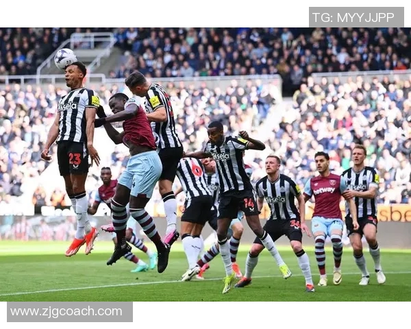 悉尼队与新城堡联队激战正酣谁将赢得这场精彩对决