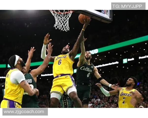 湖人对决太阳圣诞大战精彩回顾与赛季展望 湖人对决太阳圣诞大战精彩回顾与赛季展望