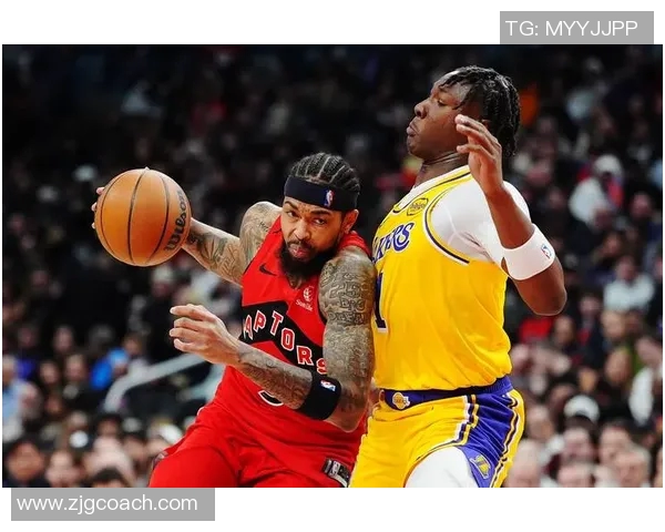 湖人队与猛龙队全场激战回顾精彩瞬间与关键时刻分析 湖人队与猛龙队全场激战回顾精彩瞬间与关键时刻分析