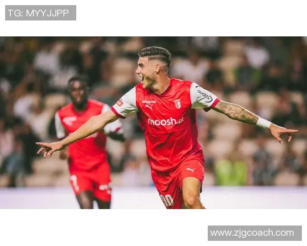 法伦斯与布拉加的激烈对决揭示了葡超联赛的竞争魅力与球队实力较量 法伦斯与布拉加的激烈对决揭示了葡超联赛的竞争魅力与球队实力较量