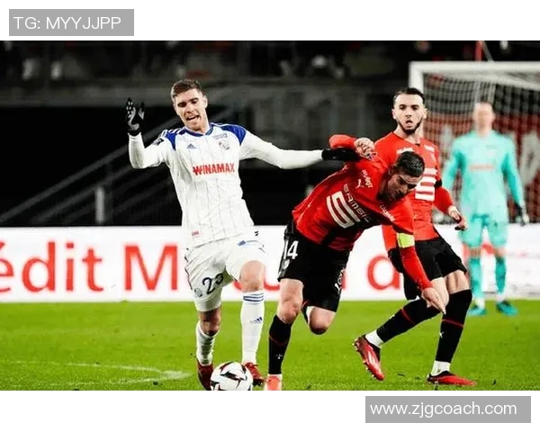 巴黎与斯特拉斯堡2019年精彩对决回顾及赛季表现分析