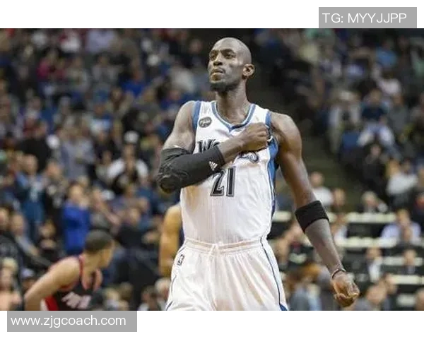 加内特在2004年对阵国王的精彩表现与比赛回顾 加内特在2004年对阵国王的精彩表现与比赛回顾