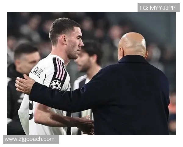 弗拉霍维奇：从新星崛起到足坛巨星的蜕变之路