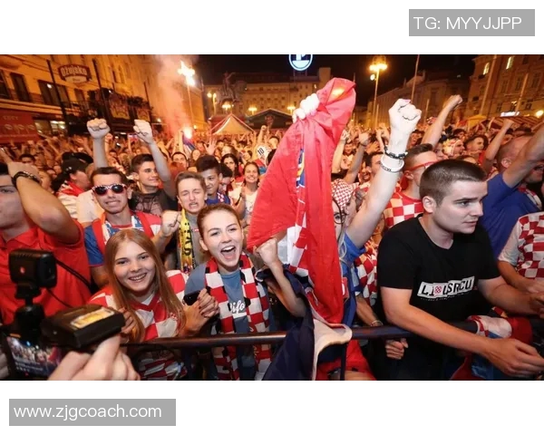 成都足球队状态飙升创历史新高引发球迷热议与期待 成都足球队状态飙升创历史新高引发球迷热议与期待