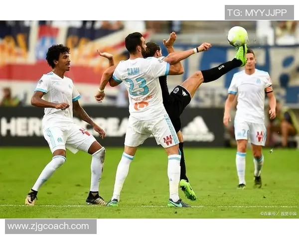 法国杯精彩对决昂热迎战雷恩两队争夺晋级名额 法国杯精彩对决昂热迎战雷恩两队争夺晋级名额