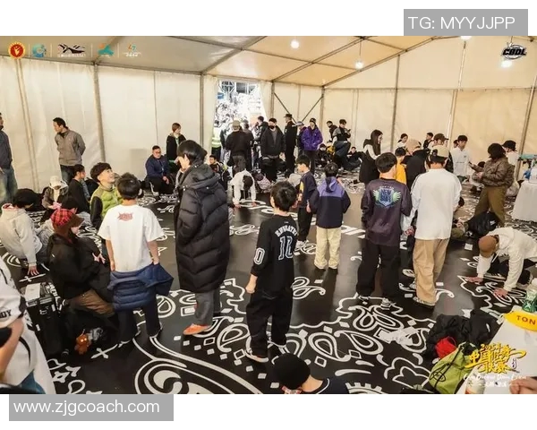 街舞盛宴：深入了解西安街舞队的独特技艺与风采